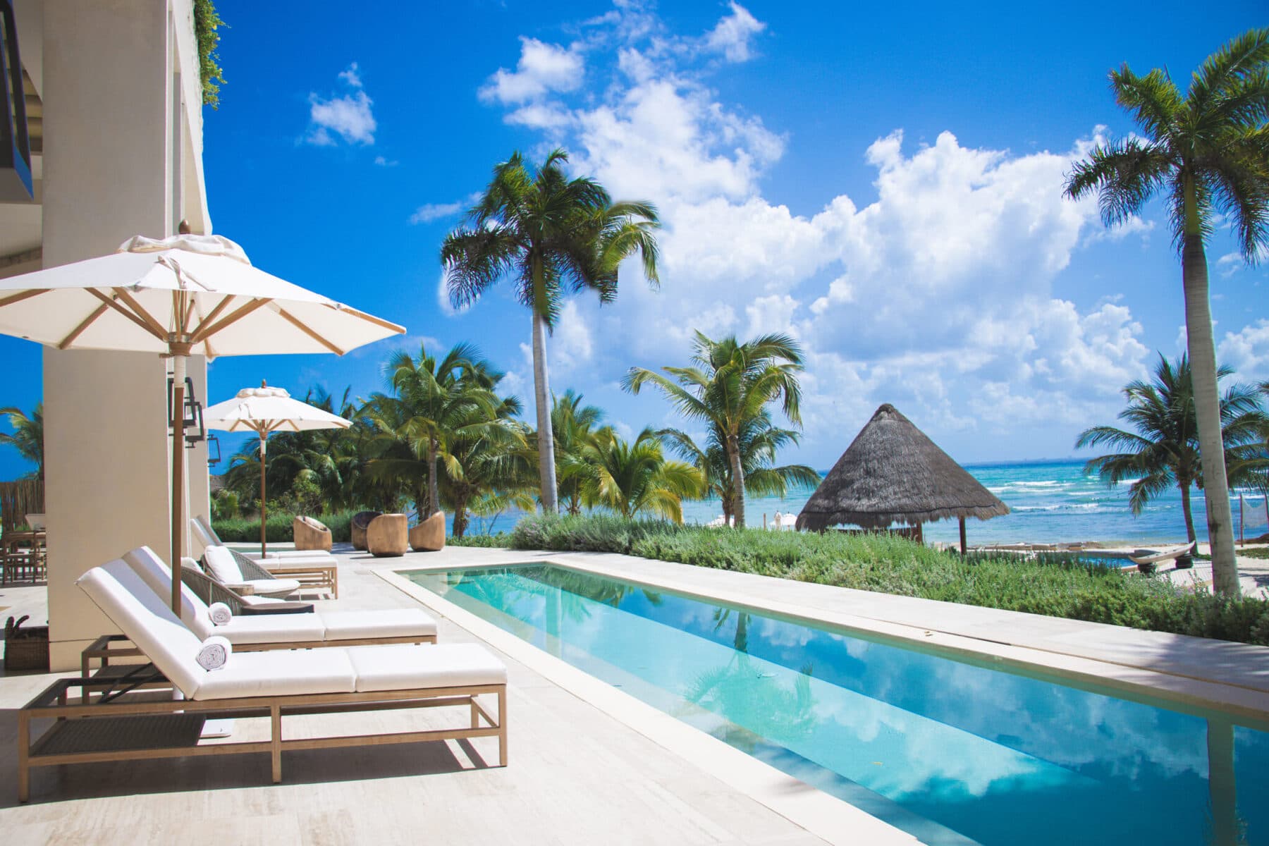 Costa Beach Club Corasol frente al mar